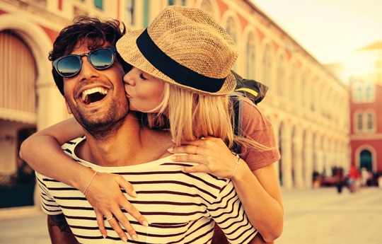 casal de clientes Itaú Personnalité nas férias em veneza.