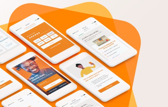 vários celulares com diferentes telas do app itau abreconta
