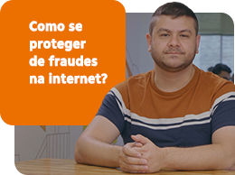 imagem  de colaborador do Itaú que apresenta o vídeo e inserção do texto: "Como se proteger de fraudes na internet?"