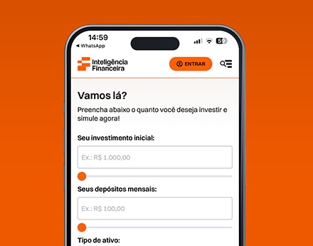 Imagem de celular, fundo laranja acessando app inteligência financeira