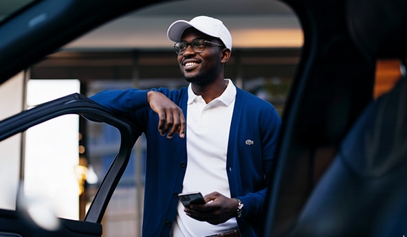 Cliente Itaú Personnalité aproveitando benefício de aluguel na Hertz