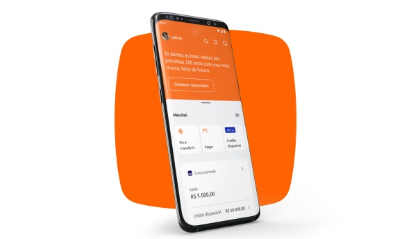 App Itaú com o Combinaqui na tela