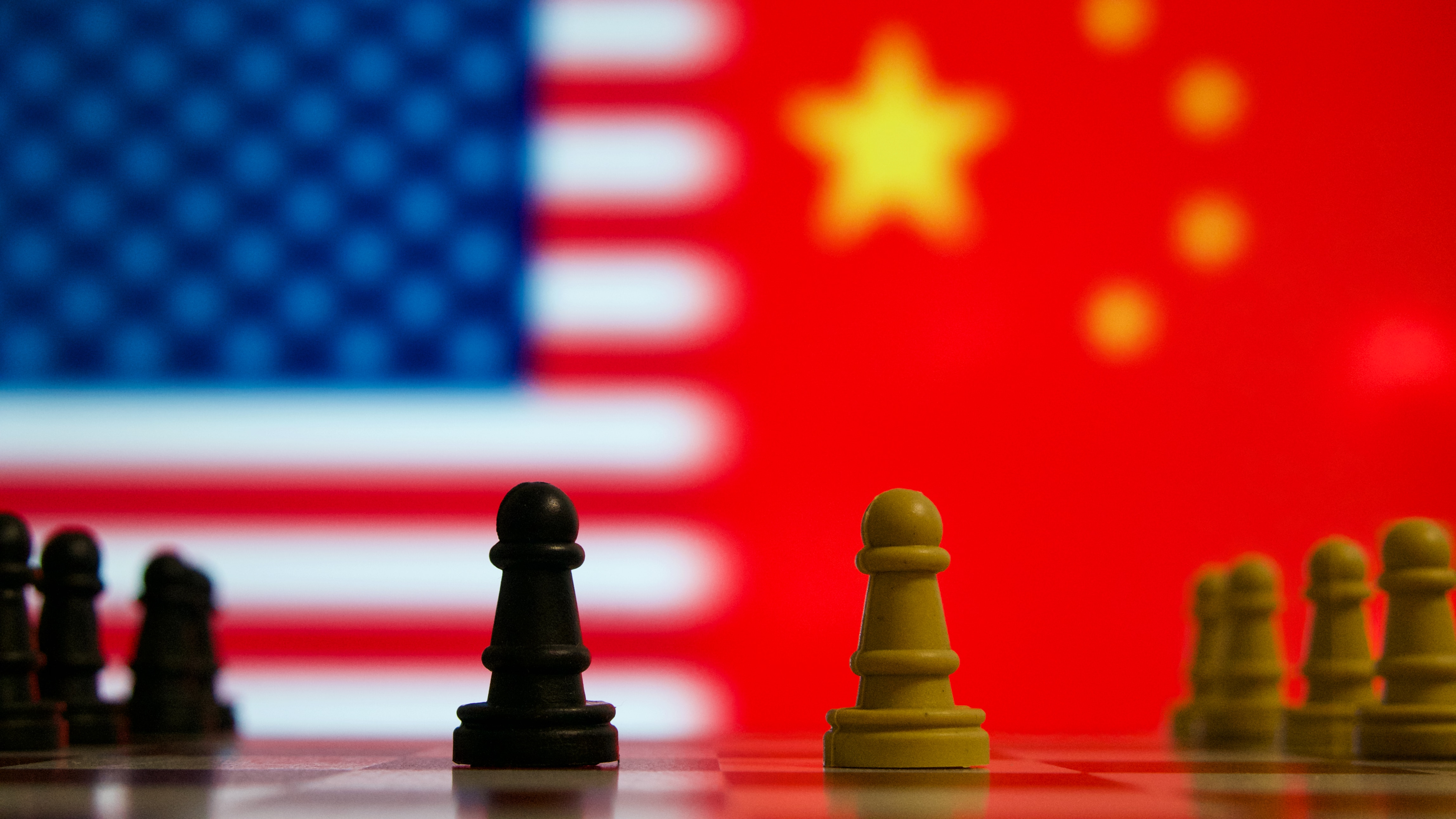 Taxação de 104% dos EUA sobre a China entra em vigor e Pequim anuncia nova retaliação 